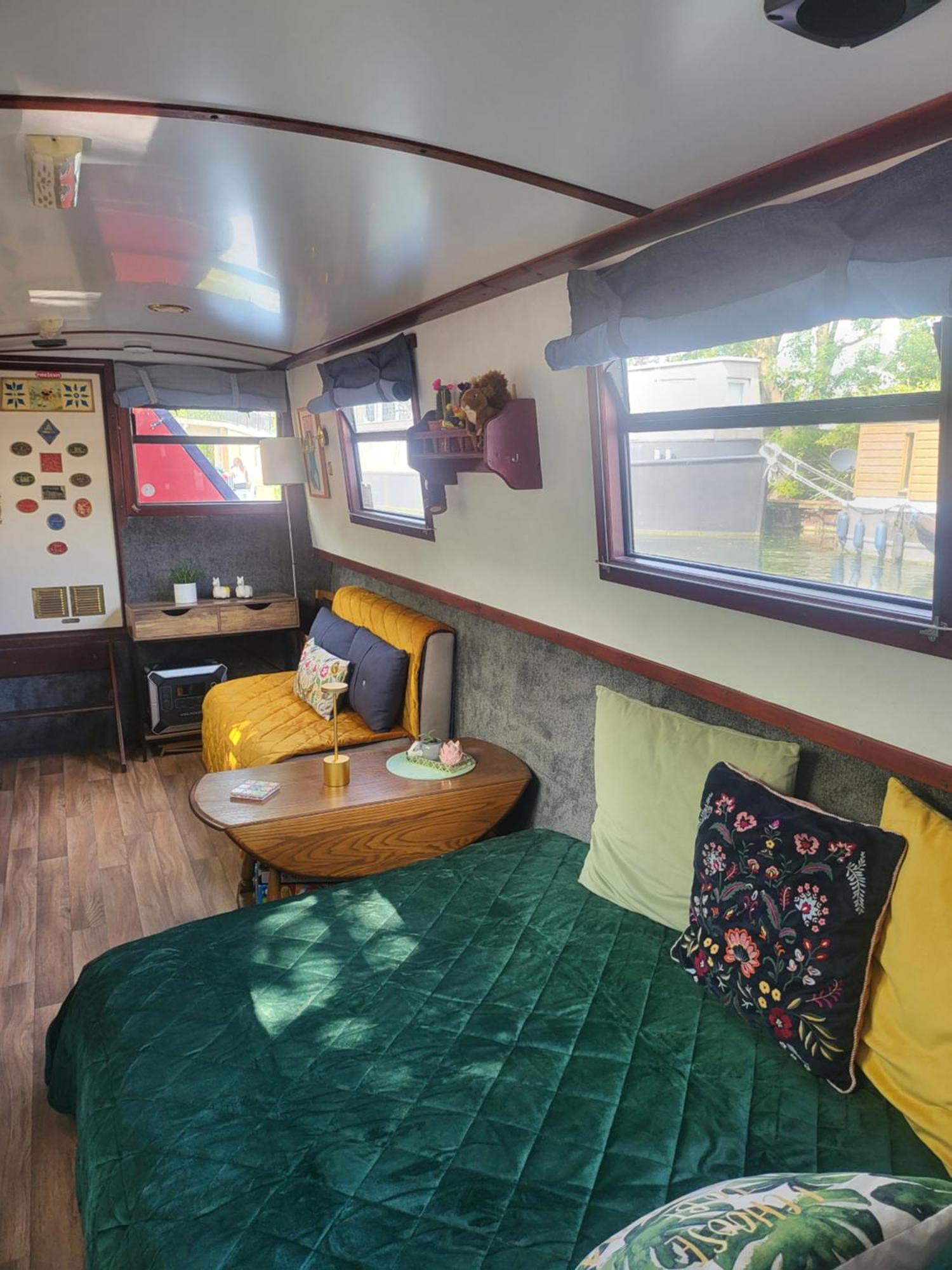 Comfy Canal Boat In Little Venice For Family & Friends Botel Londres