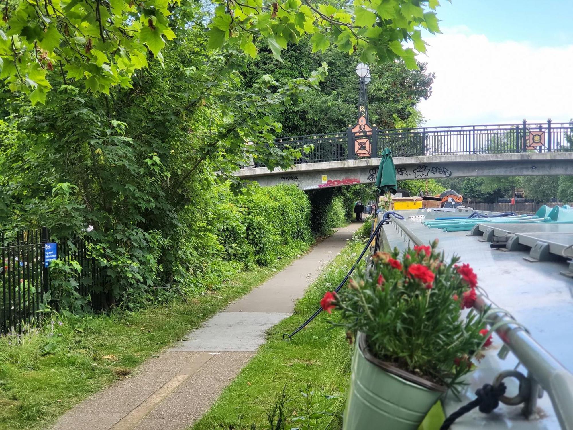 Comfy Canal Boat In Little Venice For Family & Friends Botel Londres